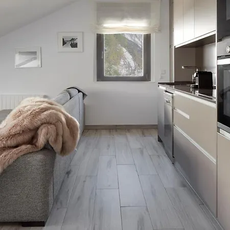 Apartment Irissa By Feelfree
